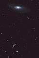 Galaktyka M-106 i okolica. Parametry:2014.03.31.00:38-02:22CWE. Reflektor Newtona 250/1520 + Nikon D300,w ognisku głównym teleskopu. Exp.17x240sek. ISO1600. 